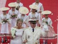 Monaco: Nunta Prințului Albert al II-lea de Monaco și Charlene Wittstock Charlene Wittstock și Prințul Albert al II-lea